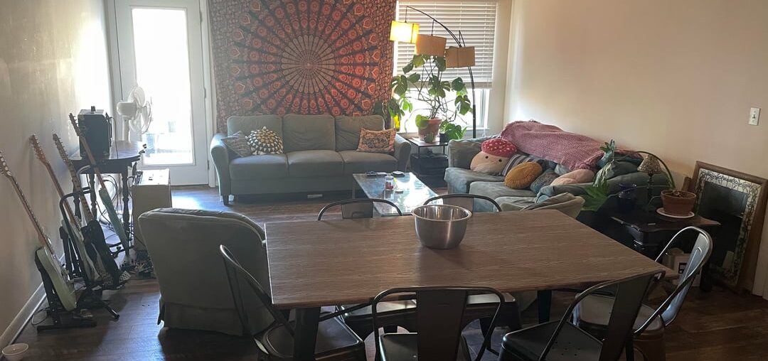 I want to get rid of this tapestry in my room