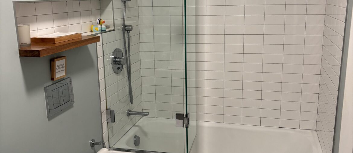 What color should we paint our bathroom? What color should we paint our bathroom?