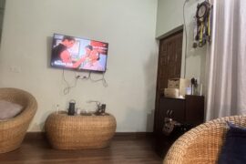 Saw some brilliant ideas on this sub. Is there any way to make this wall look more lively?