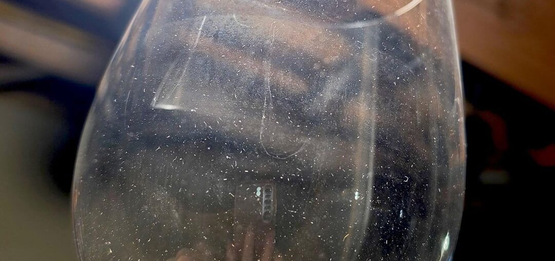 Riedel Sommelier Glass Condition Out of the Box, Possibly Used? (Cloudy, Hazy)