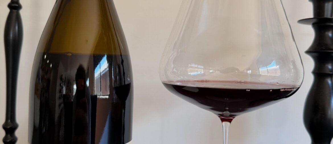 Aussie drinks American Pinot! 2021 Failla Willamette Valley Pinot Noir Aussie drinks American Pinot! 2021 Failla Willamette Valley Pinot Noir