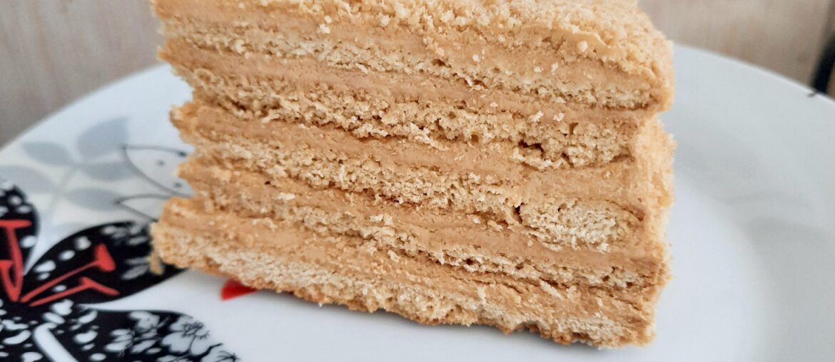 Medovik cake (honey cake)