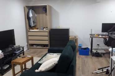 Do you think the IKEA grey-green grimo doors work here?