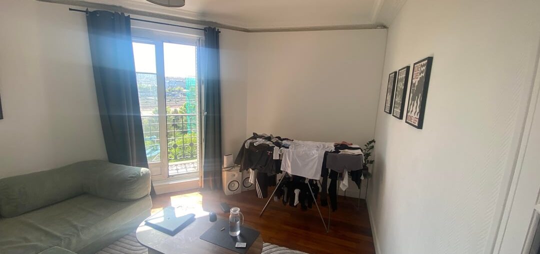 Where would you installe floating shelves ??? Last photo for type of shelves.