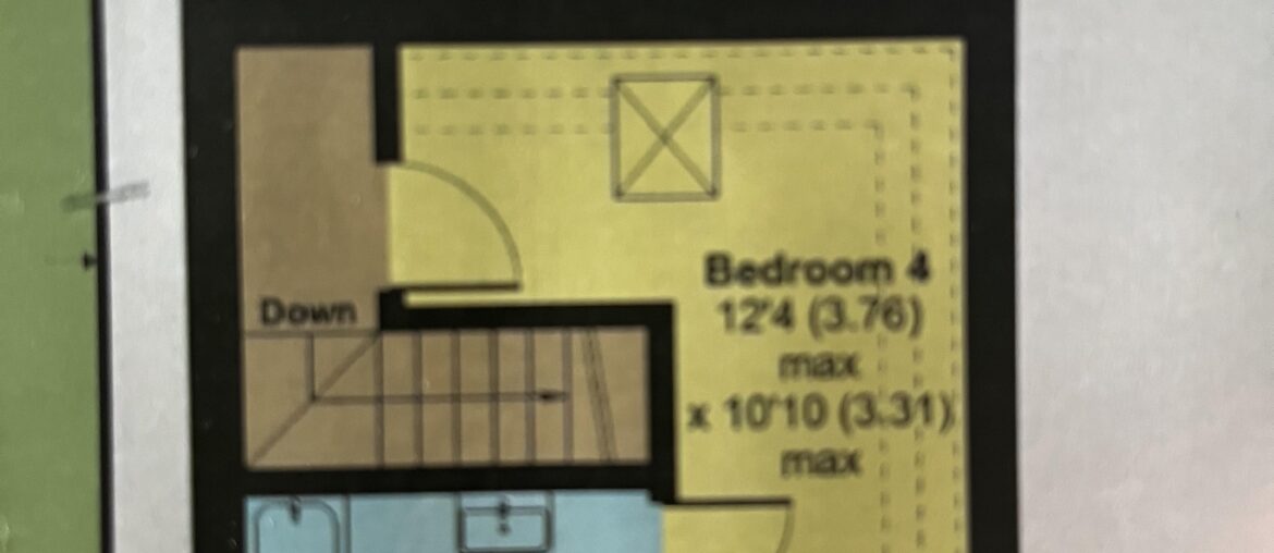 Loft conversion en suite layout help. Awkward shape, need inspo please!