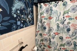 Love the walls but the curtain feels off