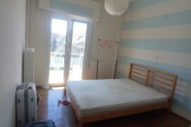 redecorating crisis!!