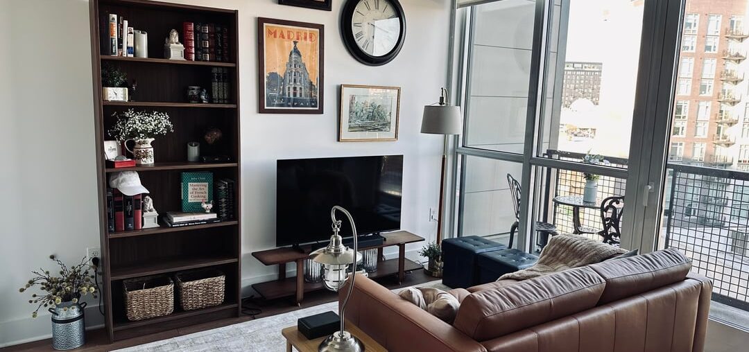 27M grad school student, first time living alone