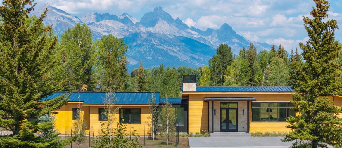 175 Huckleberry Drive Jackson Hole, Wyoming – Extended 175 Huckleberry Drive Jackson Hole, Wyoming - Extended