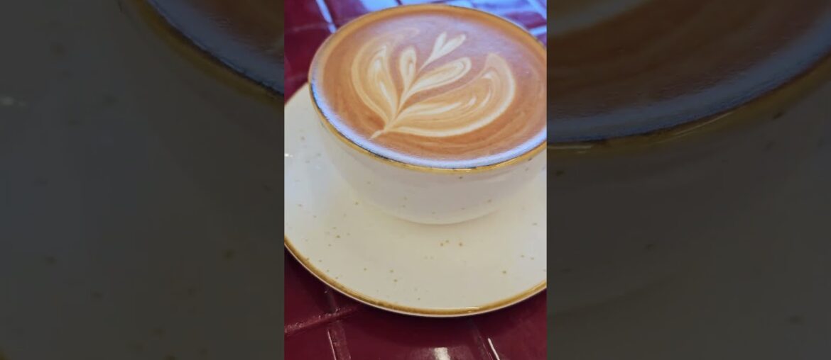 New Supermarket in Bali, French cakes, pastries, breads and coffee.  #shorts #bali #patisserie