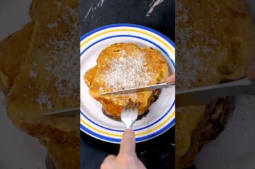 Bundás kenyér (savory French toast) "cacio e pepe" style