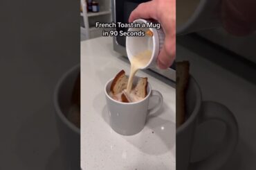 French Toast in a Mug in 90 Seconds 🍞