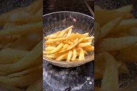 French fries recipe🤌✨🙌 #youtubeshorts #food #recipe #trendingshorts