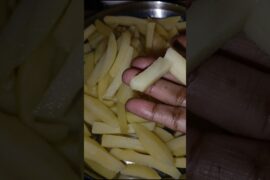 French Fries 🍟 Home Recipe| #explorepage #explorer #trendingshorts #viralshorts #frenchfries