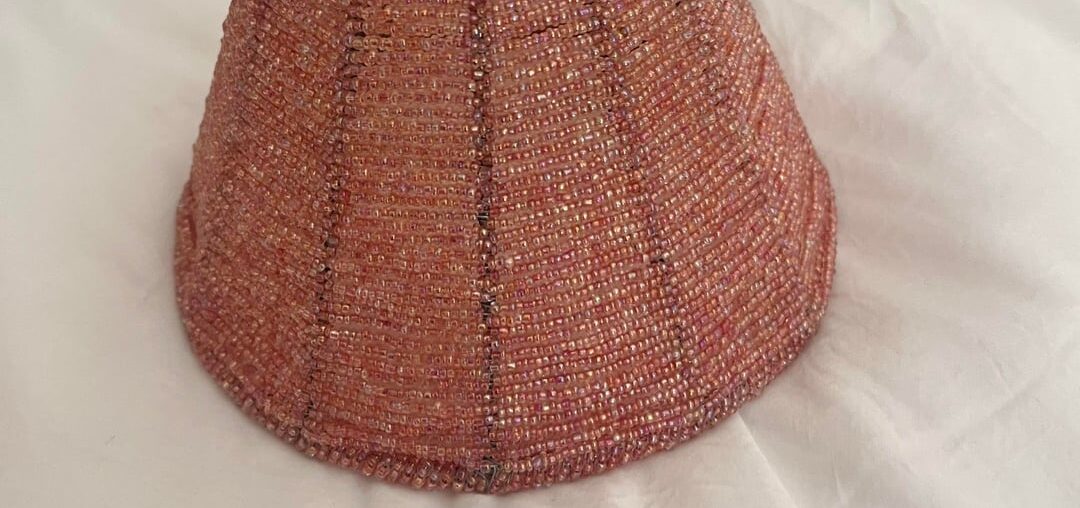 What kind of lamp post do I need to buy for this lamp shade?