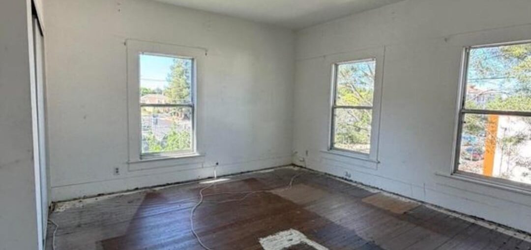 Can this floor be refinished? Can this floor be refinished?