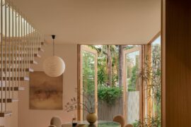 Terracotta floor dining space in a modern addition and renovation of an old cottage in Birchgrove, New South Wales, Australia [4000x5200]