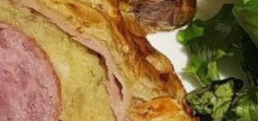 Saucisse purée en croute ..