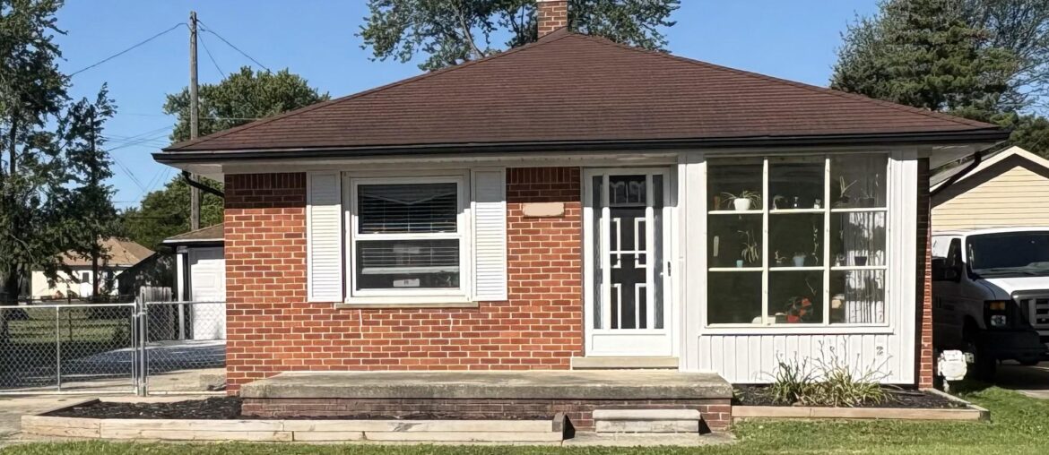 How to give the front some charm with no seating
