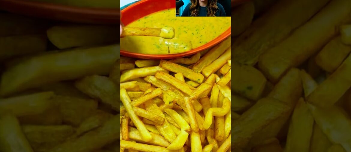🍟🔥 The Secret to Perfect Crispy French Fries! 🤤 #FrenchFries #FoodHack #FoodShorts