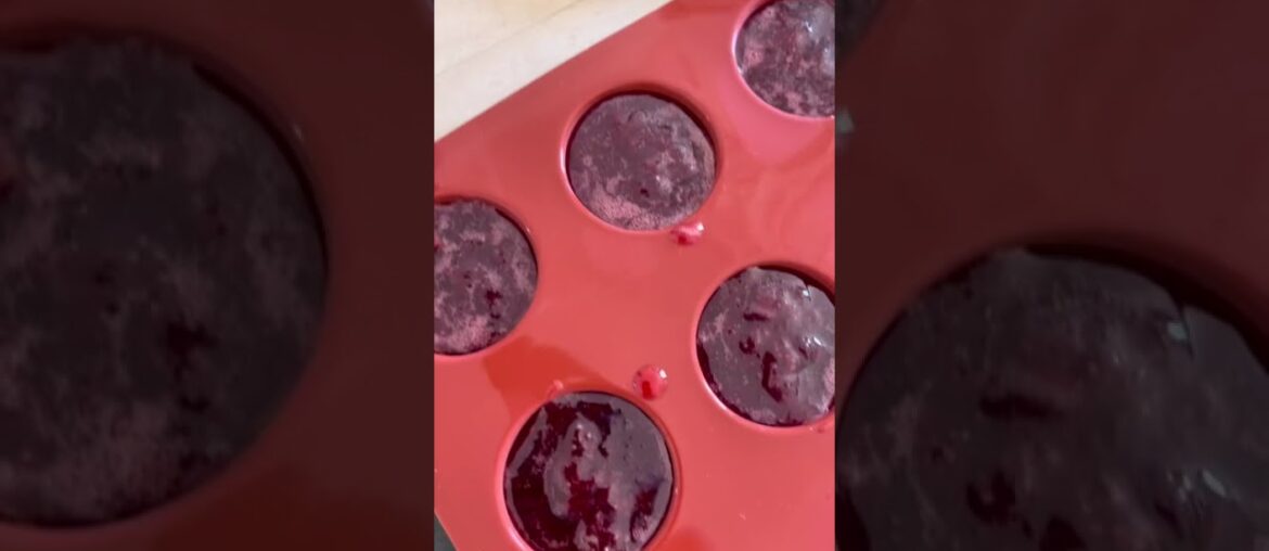 Making a Summmer Exotic Tart.. coconut cake, mango jelly… #Shorts #mollyjwilk Making a Summmer Exotic Tart.. coconut cake, mango jelly... #Shorts #mollyjwilk