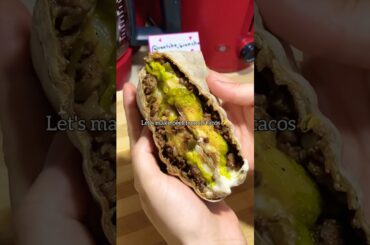 Cheesy french beef tacos 🌮 Subscribe for more recipes ✨ #frenchtacos #tacos #recipe