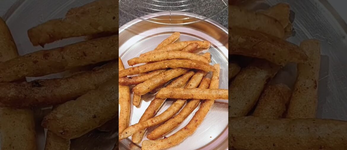 🍟 Aloo Se Banaye Super Crispy French Fries 😋 #foodshorts #minivlog #food #viralvideo #cooking #viral