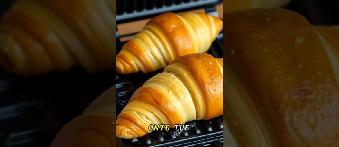 Viral Croissant French Toast Panini (The Ultimate Crunch) Viral Croissant French Toast Panini (The Ultimate Crunch)