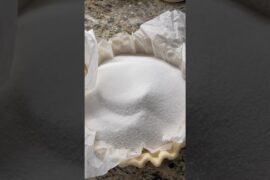 Two pie making tips for you! How to crimp and a great... #Shorts #mollyjwilk