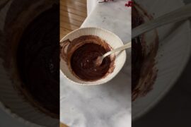 How to fix a broken ganache and what it looks like! usually a... #Shorts #mollyjwilk