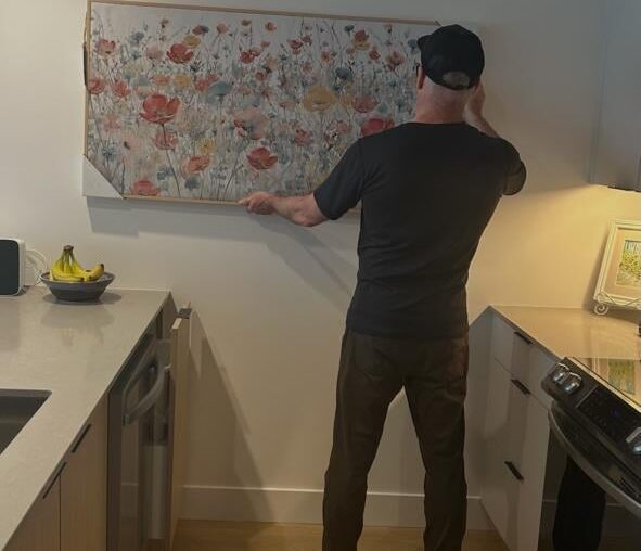 Question for the decorators ..Is this picture too big? Question for the decorators ..Is this picture too big?