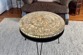 After years of collecting corks I made a coffee table