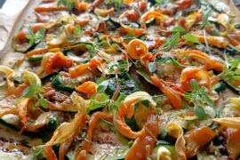 Focaccia légumes grillés et confit herbes et basilic frais marseillais veggie