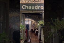 Cosy restaurant Le Chaudron offering traditional French food 🇫🇷 Antibes, France #frenchfood