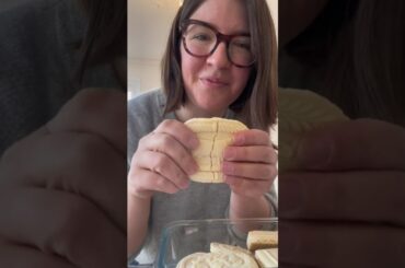 So #springerlecookies freeze well? Let s find out shall we... #Shorts #mollyjwilk