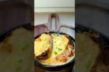 Paris' French Onion Soup 🇫🇷  | Traveling with Flavor #11 | La Casa di Sameli🏡