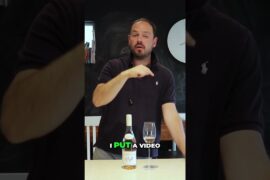 Can you guess what other viral wine they make?!🍷🐓