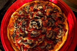 Tarte tomate champignon pesto rouge