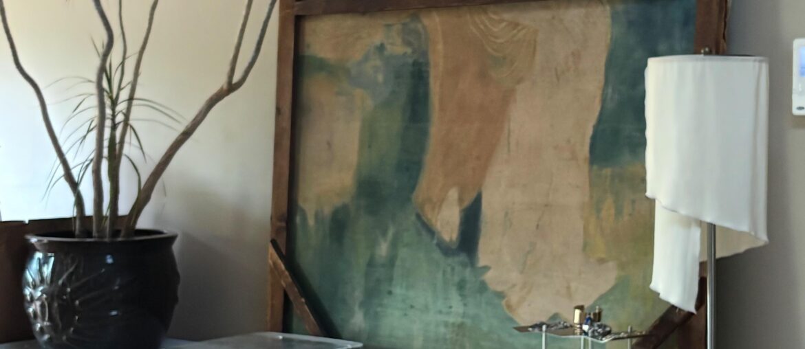 Slowly decorating my house with secondhand finds Slowly decorating my house with secondhand finds