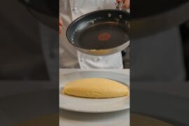 French omelette recipe with ai #food #trending #french #frenchfood #continental #egg