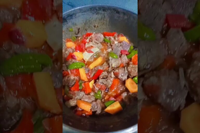 Cooking African food French beans , meat and Rice for lunch #familycooking #food