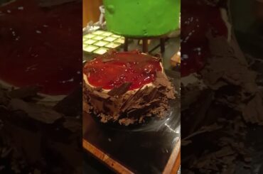 Satisfy your sweet tooth in style! #hotel #chef #cheflifeamazing #foodie #food