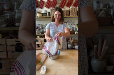 Oh the classic radish and butter and how the French eat them... #Shorts #mollyjwilk