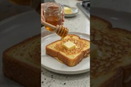 The Perfect French Toast Bite 🍯🧈#Shorts#ASMR#Satisfying#FoodAsmr
