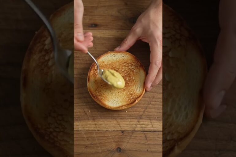 How to Make the Ultimate French-Style Burger