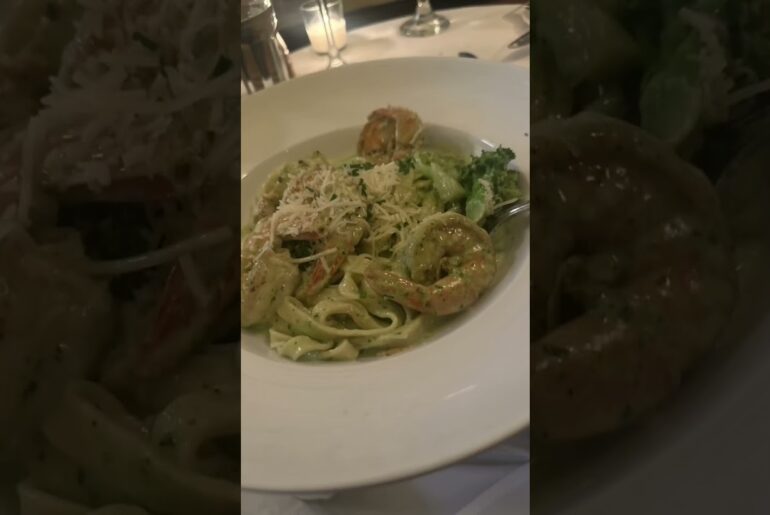 LA DEAUVILLE 🇫🇷 It's one of the best French restaurants in Lexington, Kentucky,