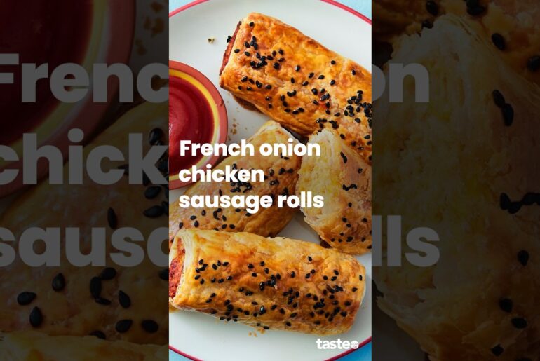French onion chicken sausage rolls #TasteSavvyKitchen