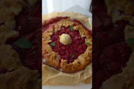 Strawberry and Cream Cheese Galette 🍓#food