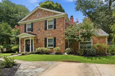 9912 Harrogate Rd, Bethesda, MD