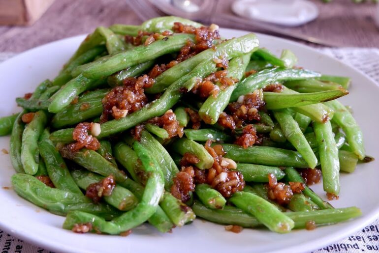Only 7 Ingredients! Singapore Zi Char Style French Beans w/ Dried Shrimp 虾米炒四季豆 Stir Fried Recipe